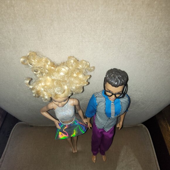 Modern Barbie & Ken - Picture 6 of 9
